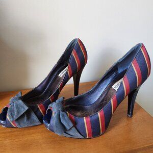 Steve Madden Vintage Y2K Peep Toe Pumps